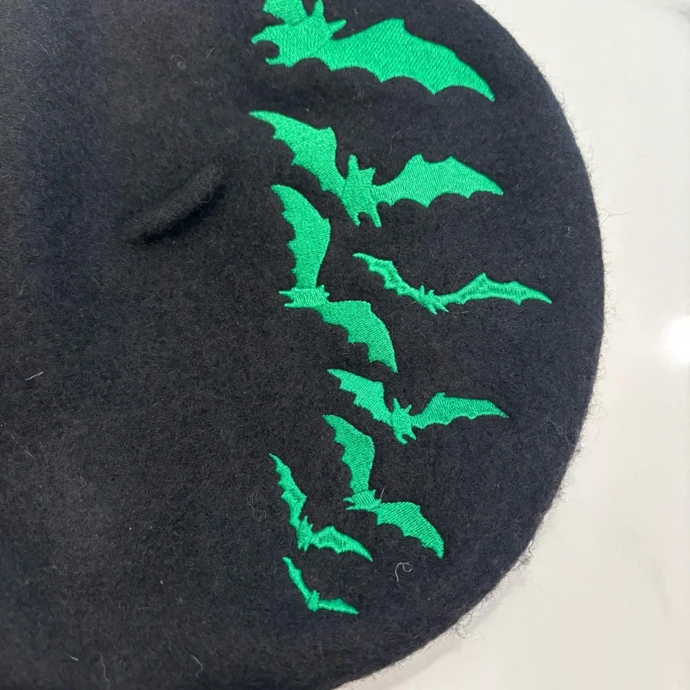 Kreepsville Bat Repeat Green Beret Hat Wool One Size - Picture 3 of 5